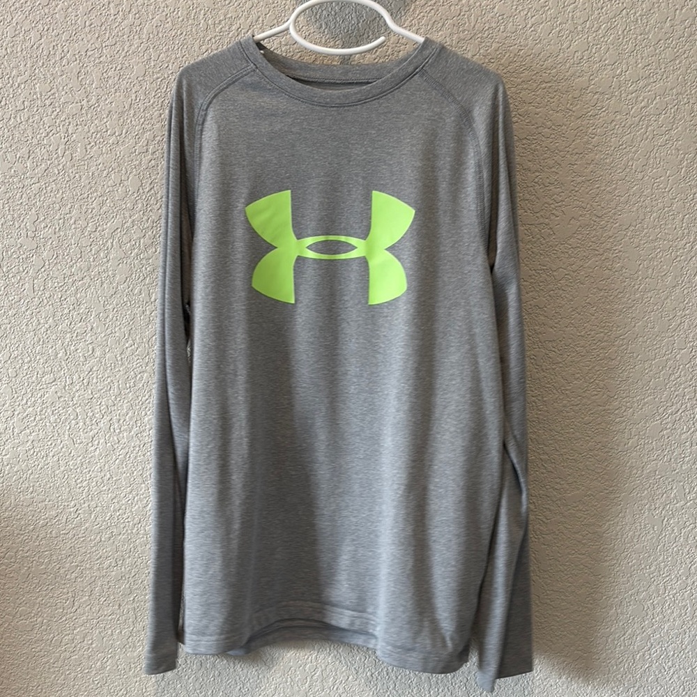 Boy’s Under Armour Gray Long Sleeve Shirt